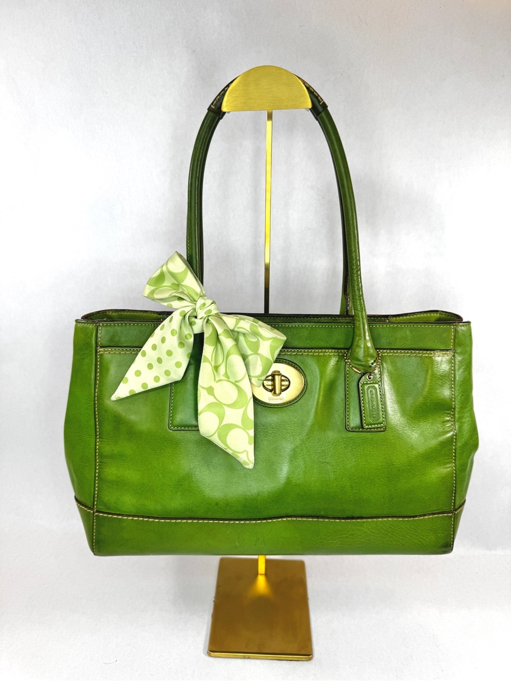 Coach Madeline Turnlock Tote Bag Green Glove-Tanned Leather Style 11554